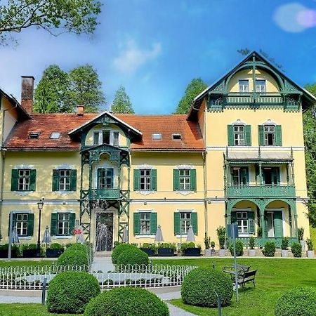 Hotel Svicarija - Terme 도브르나 외부 사진
